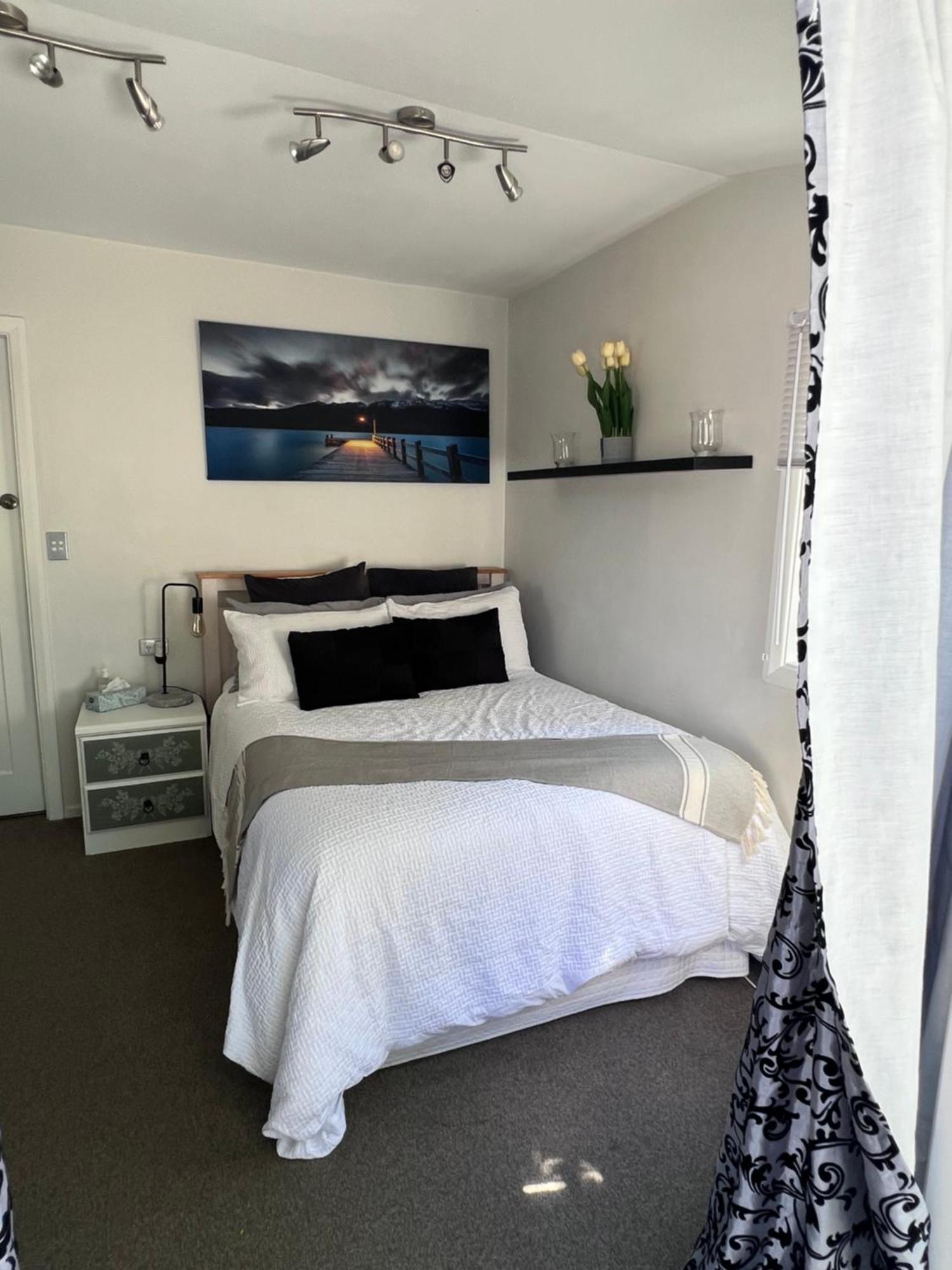 Gorgeous Villa, 7 Minutes From Airport Christchurch Exterior photo